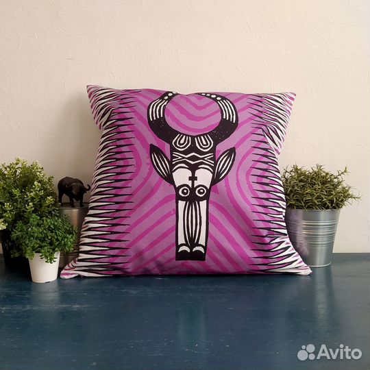 Новая декоративная наволочка 50х50 см