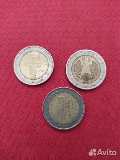 Монета 2 доллара