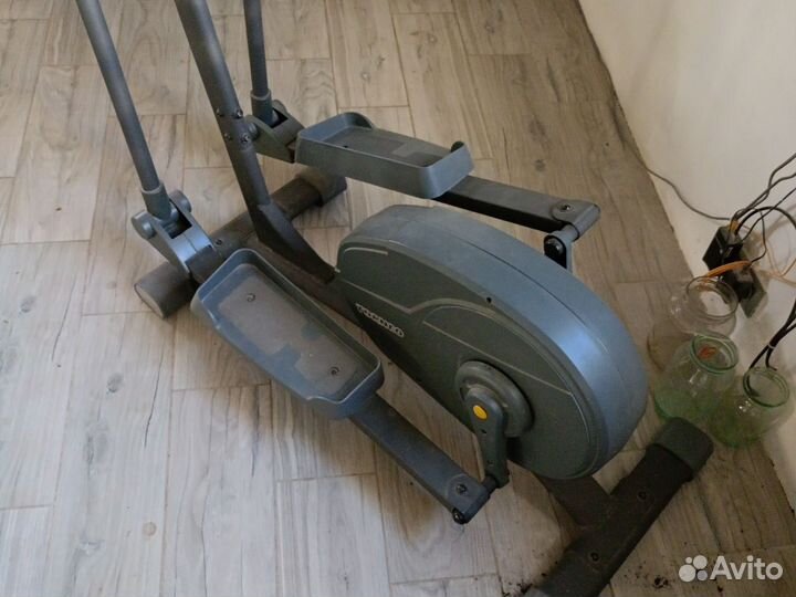 Эллиптический тренажер