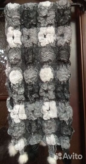 Женские шарфы и шапки