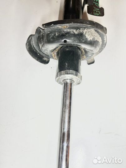 Стойка передняя левая Ford Focus 2