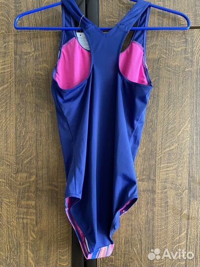 Купальник слитный новый на девочку 11-12 лет