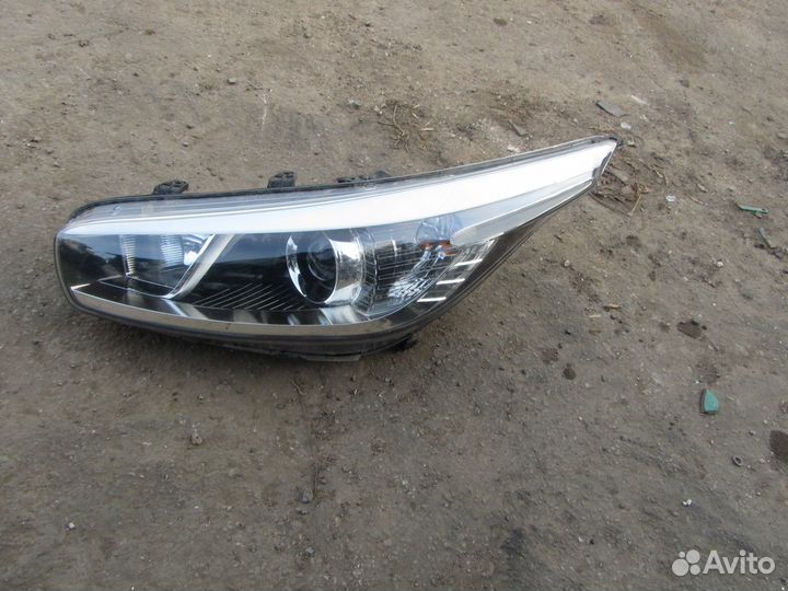 Фара передняя левая правая Киа сид Kia ceed