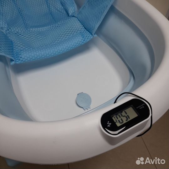 Ванночка для купания новорожденного