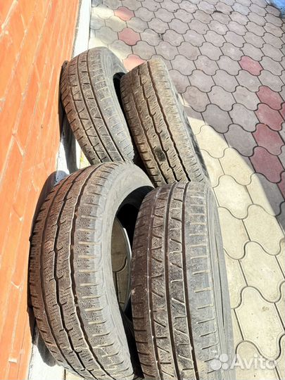 Резина шины R15C