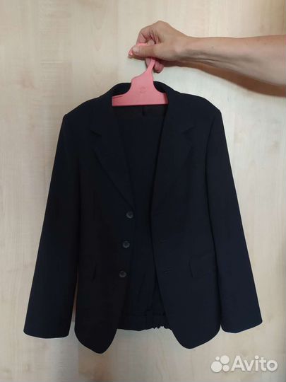 Костюм школьный