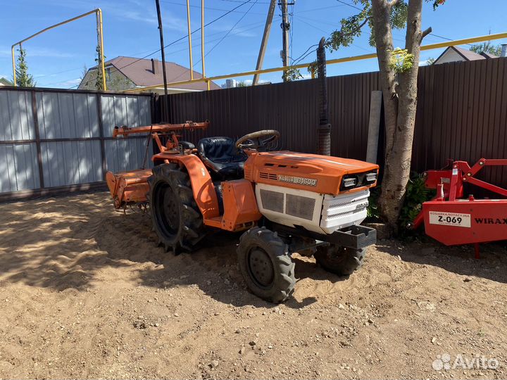 Мини-трактор Kubota B1-16, 2002