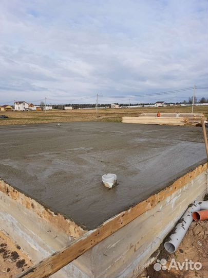 Бригада строителей