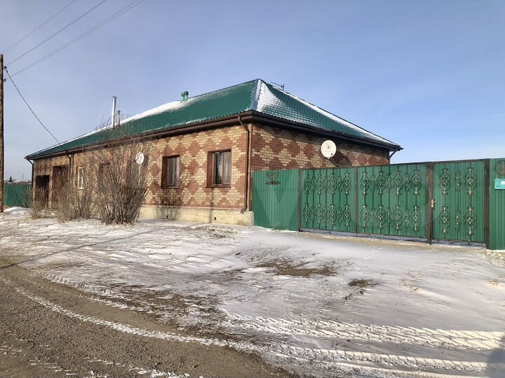 Дом 275 м² на участке 35 сот.