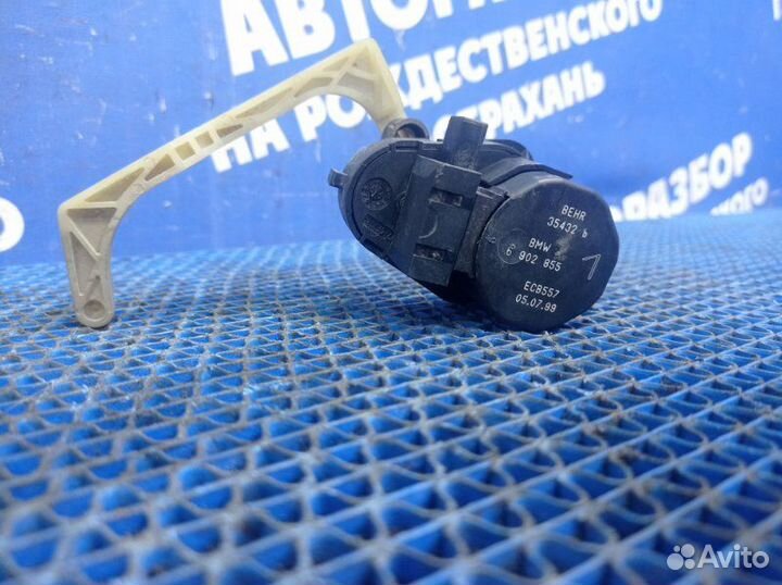 Моторчик заслонок отопителя Bmw E46 седан M52B25