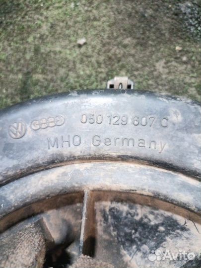 Корпус воздушного фильтра Audi 80 B3 JN 1.8