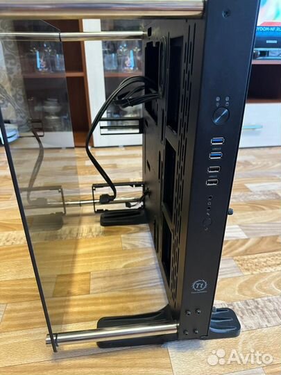 Корпус для компьютера Thermaltake Core P3 TG