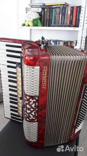 Продам аккордеон б/у horch