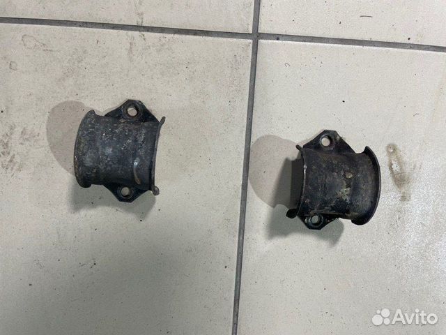 Кронштейны крепления стабилизатора передние Bmw