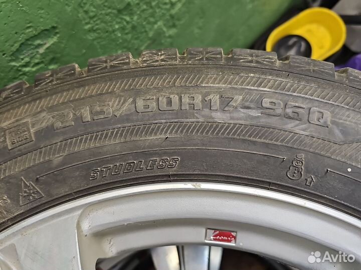 Литые диски r17 5x114 + резина зима 215/60 r17