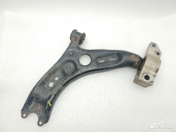 Рычаг подвески передний левый Volkswagen Passat B7