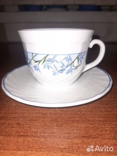 Кфейная пара. Блюдца