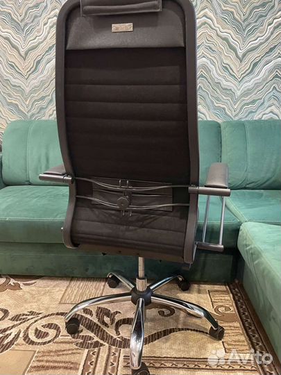 Компьютерное кресло