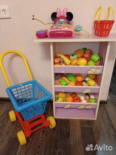 Игрушечный магазин