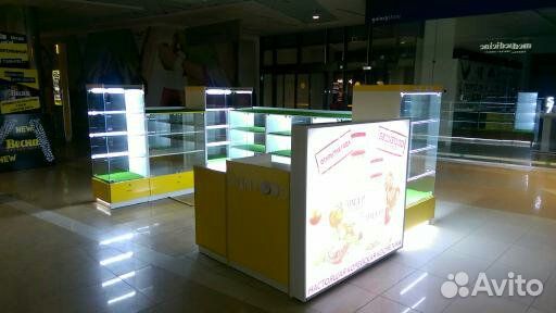 Продам торговые витрины