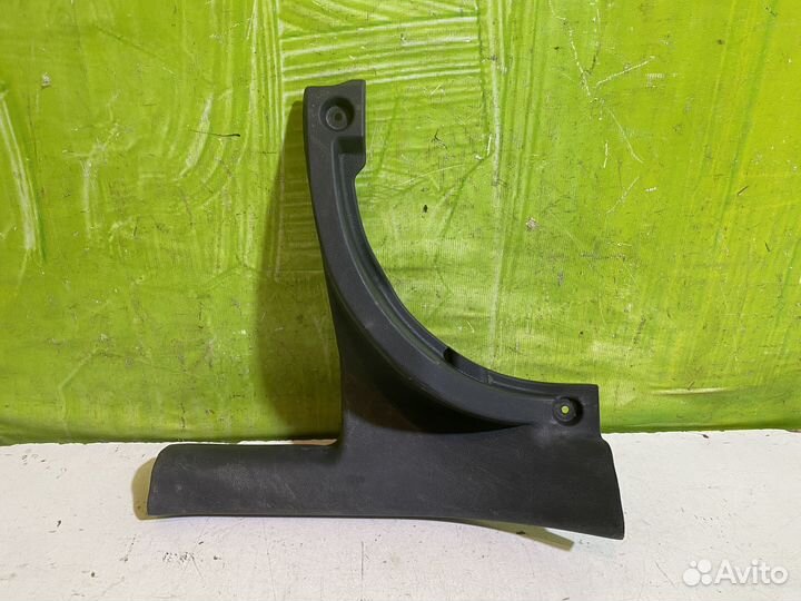 Обшивка стойки задняя левая правая Hyundai Solaris