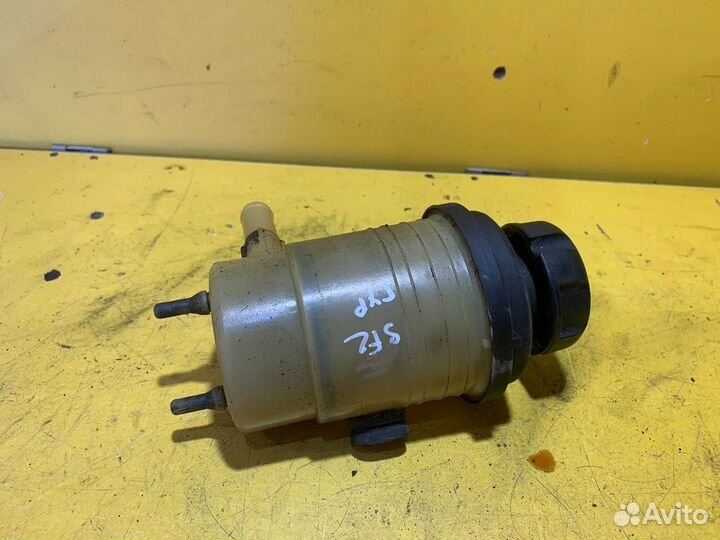 Бачок гур Hyundai Santa Fe 2006-2012