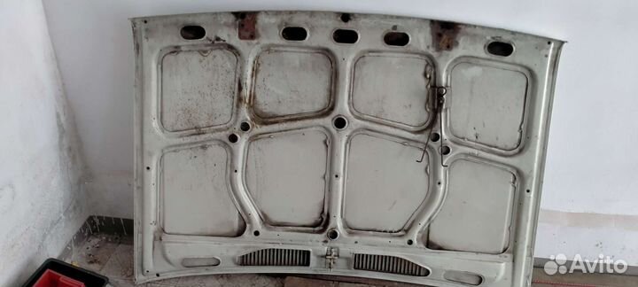 Продам капот ваз 2105 бу