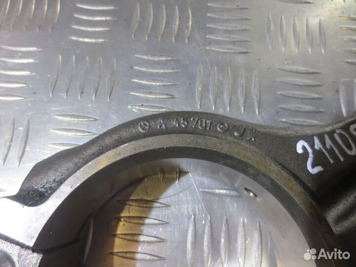 Шатун Mercedes-Benz A4570300120