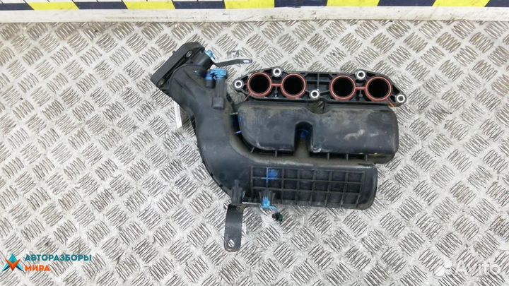 Коллектор впускной Honda Civic 8 2007 17110RMX000
