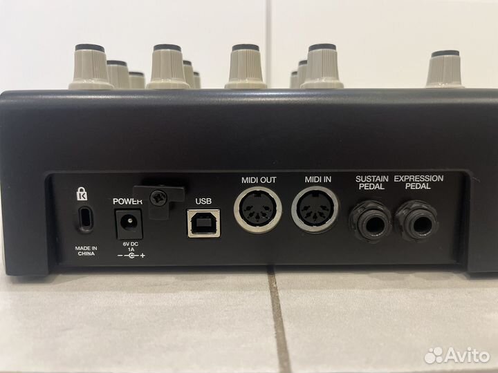 Midi-клавиатура akai MPK25