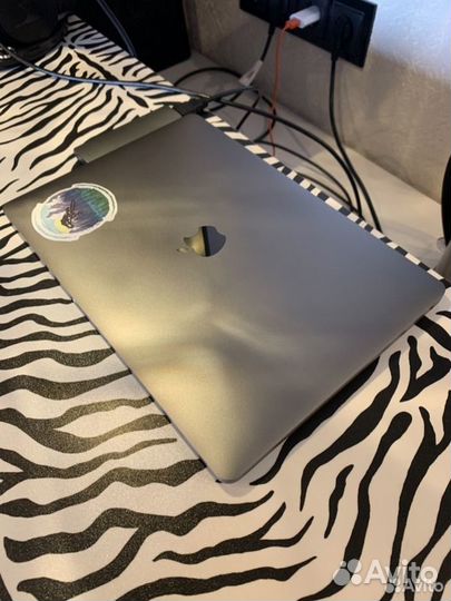 Apple MacBook Pro 13 2020 M1