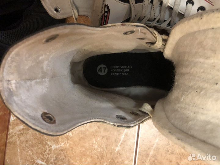 Коньки хоккейные 47 размер
