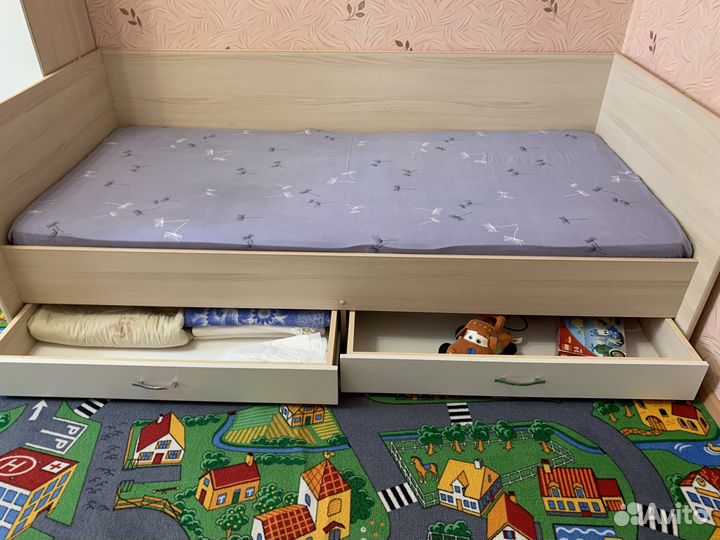 Детская кровать (на брони)