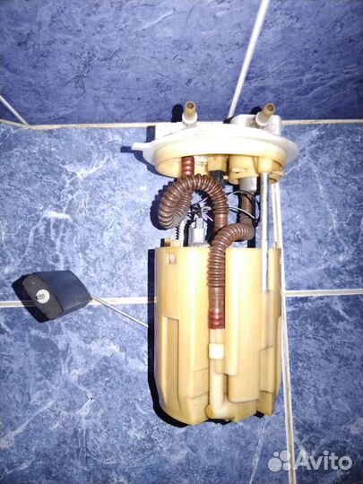 Бензонасос на priora 16 кл