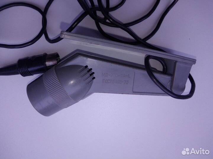 Продается микрофон мд-200