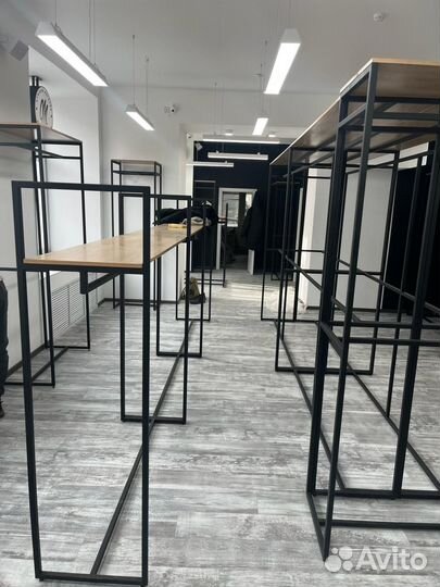 Стойка напольная для магазина