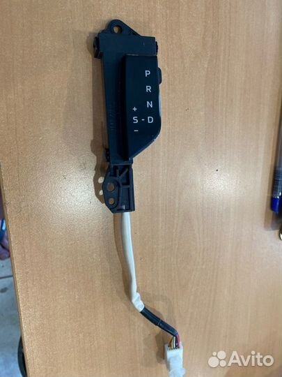 Индикатор выбора скоростей Toyota Camry V70 2grfks