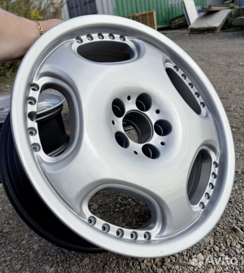 Диски R18 5;112 Dezent