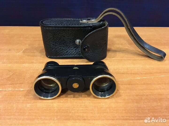 Театральный бинокль СССР в кожаном чехле