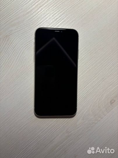 iPhone 11, 256 ГБ