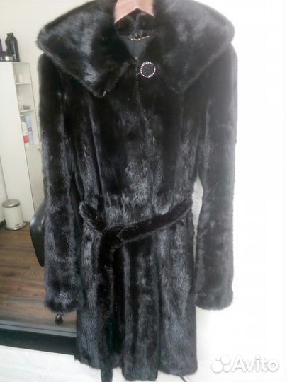 Шуба норковая черная