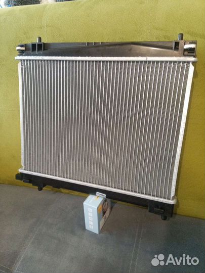 Радиатор Toyota 164000Y010