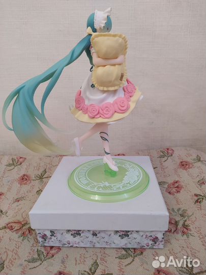Фигурка Hatsune Miku