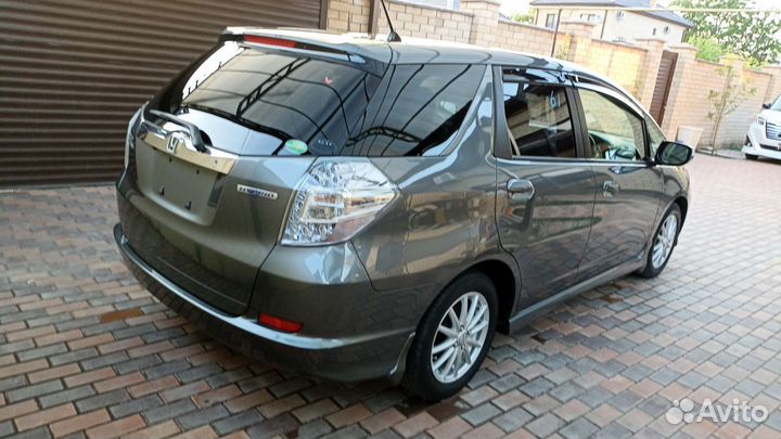 Honda Fit Shuttle 1.3 CVT, 2012, 141 500 км