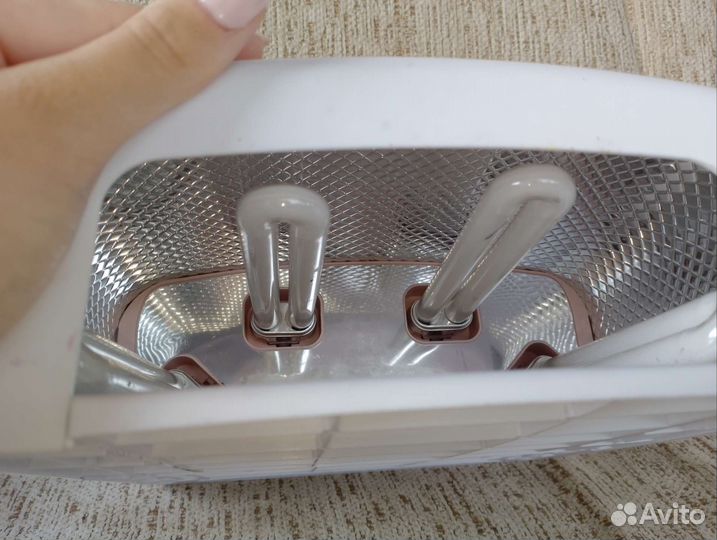 Уф лампа для ногтей