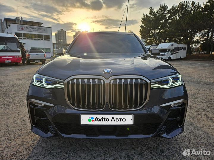 BMW X7 4.4 AT, 2021, 19 000 км