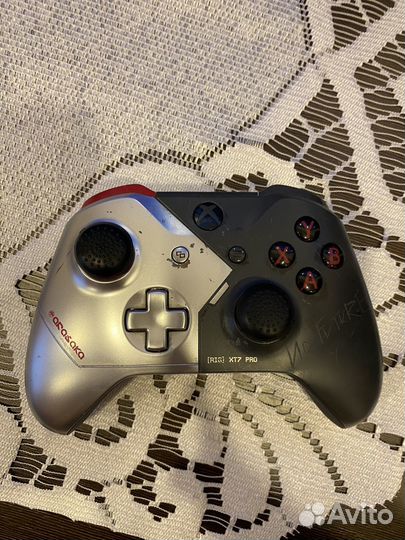 Xbox one x cyberpunk 2077 limited edition