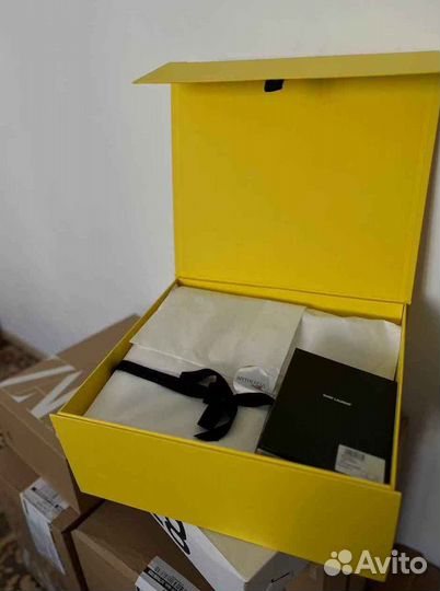 Доставка Zara, Next, Farfetch