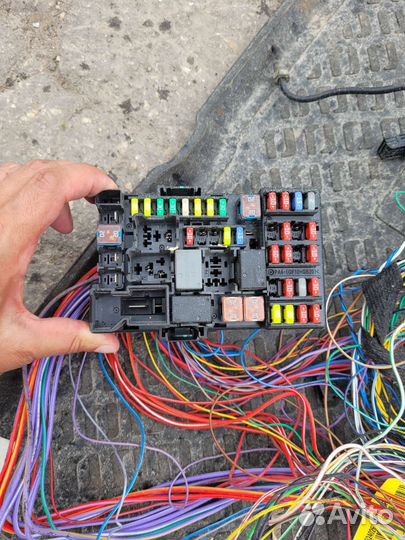 Блок предохранителей chevrolet aveo t 300