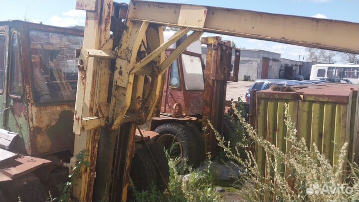 Вилочный погрузчик ЛЬВОВСКИЙ ПОГРУЗЧИК (ЛЕВ) 40181 h4.5, 1985